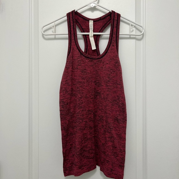 SOLD Lululemon Swiftly Tech Racerback - Picture 5 of 13